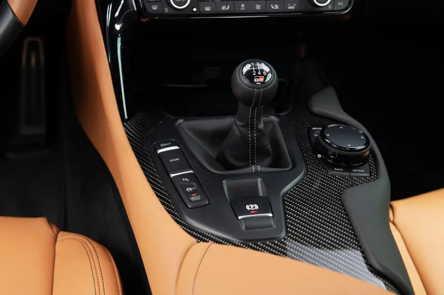 performance benefits of manual transmissions